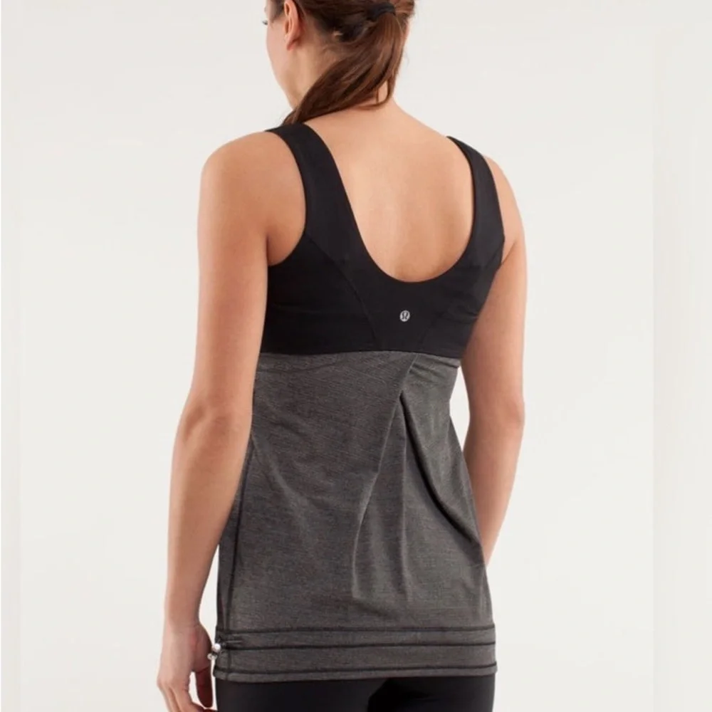 Lululemon Run: Tame Me Tank Top Black Size 8 - Picture 2 of 8